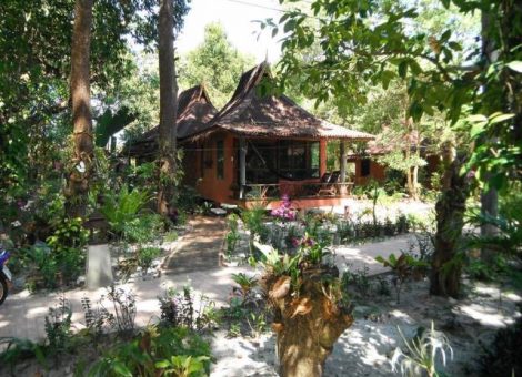 Фото и описание острова  Ко Пайям (Ko Phayam) - одной из немногих оставшихся почти нетронутыми природных жемчужин среди островов Тайланда. 