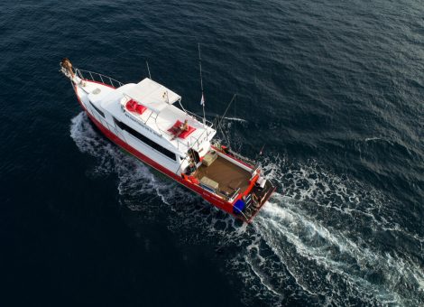 «muscat» рыбацкая лодка