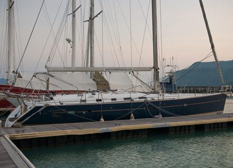 «oceanis 523ft» парусная яхта