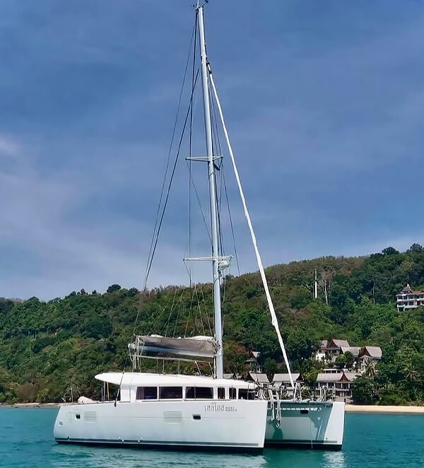 «lagoon 400 S2» парусный катамаран