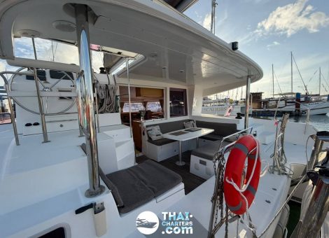 «lagoon 400 S2» парусный катамаран