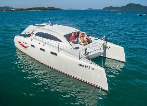 «hot Chilli» МОТОРНЫЙ КАТАМАРАН