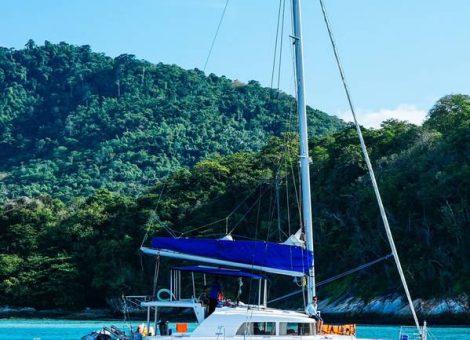 «lagoon 440» аренда парусного катамарана