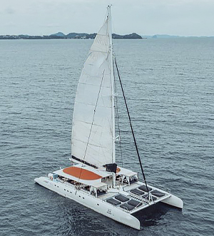 Аренда парусного катамарана на Пхукете «fountaine Pajot 75ft»