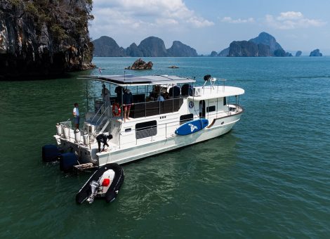 Аренда моторной яхты Hakuna Matata на Пхукете