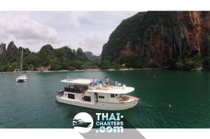 Hakuna Matata Motor Yacht For Rent In Phuket
