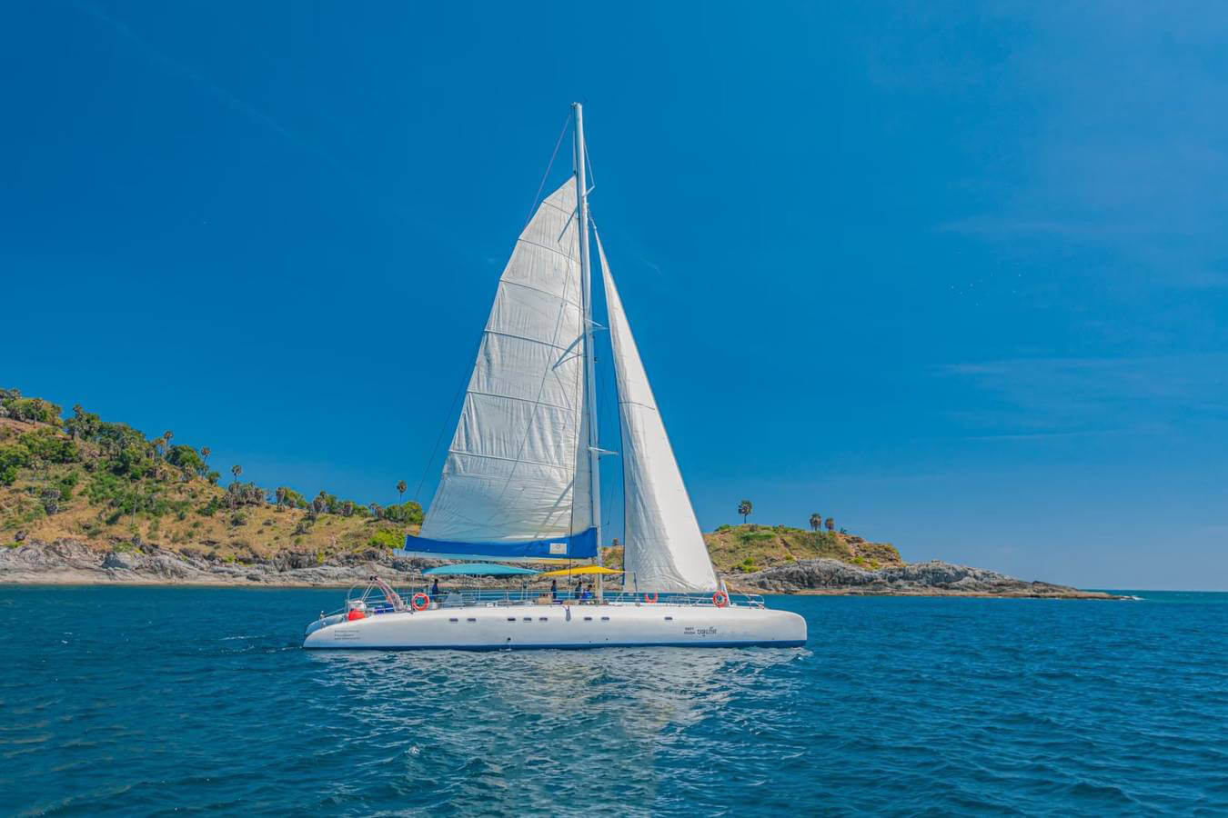 Аренда парусного катамарана на Пхукете «blueket 75ft»