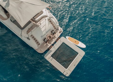 «moon Glider 90ft» моторная суперяхта