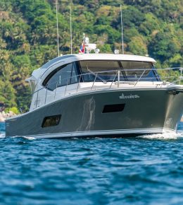 «riviera 58ft» моторная яхта