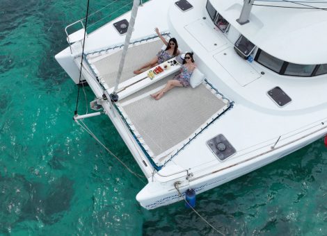 «lagoon 38» парусный катамаран