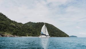 «blue Indigo — Catana 47 Ft.» ПАРУСНЫЙ КАТАМАРАН