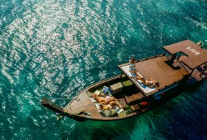 Аренда эксклюзивной лодки на Пхукете Kiri — Vari