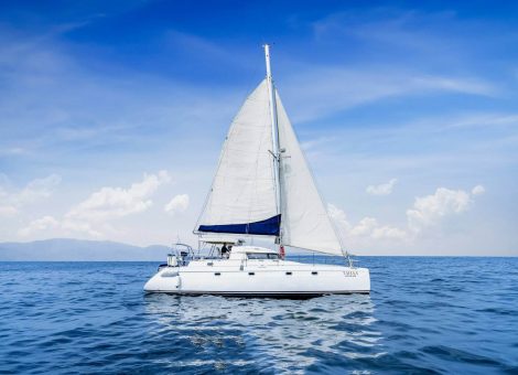 «tahaa» Аренда парусного катамарана на Пхукете