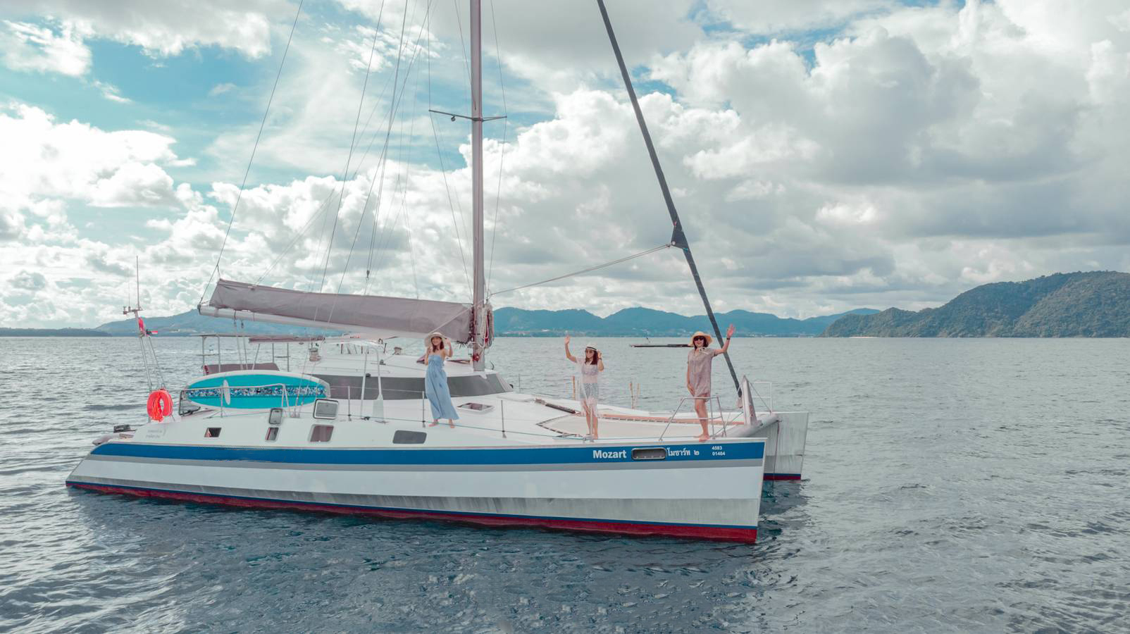«mozart 48 Ft» Sailing Catamaran For Rent In Phuket