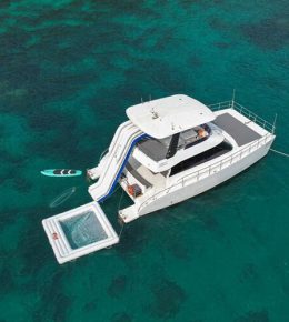 «lunik Floeth 48ft» Аренда моторного катамарана на Пхукете