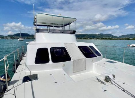 «catapult» Аренда моторного катамарана на Пхукете