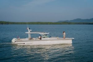 «axopar 37ft» Аренда спидбота на Пхукете