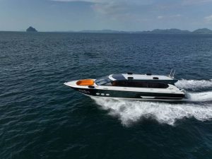 «voyage 47ft» Аренда спидбота на Пхукете