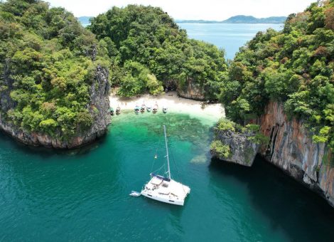 «lagoon 45 Icon» Аренда парусного катамарана на Пхукете