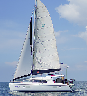 «lagoon 421 Peach» Аренда парусного катамарана на Пхукете