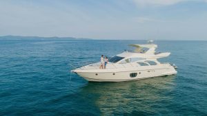 «azimut 55e After» Аренда моторной яхты на Пхукете