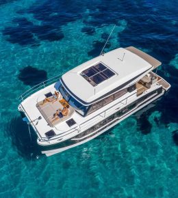 «fountain Pajot 40ft» Аренда моторного катамарана на Пхукете