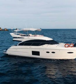 «princess 52ft» Аренда моторной яхты на Пхукете