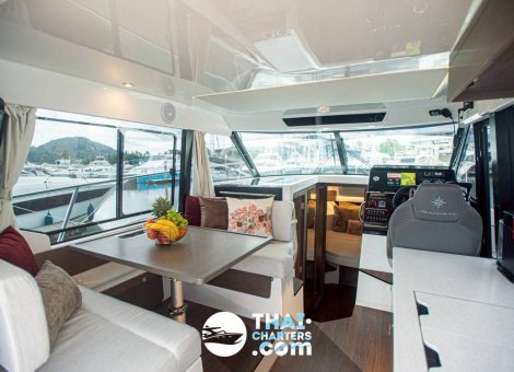 «jeaneau 34ft» Аренда моторной яхты на Пхукете