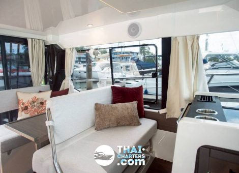 «jeaneau 34ft» Аренда моторной яхты на Пхукете
