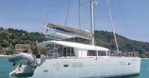 Продажа парусного катамарана «lagoon 400 S2 Helios» на Пхукете