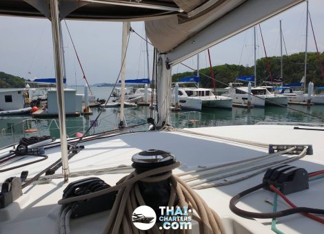 Продажа парусного катамарана «lagoon 400 S2 Helios» на Пхукете