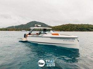 «madam Shadow 34ft» Аренда катера на Пхукете