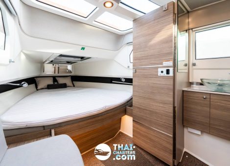 «madam Shadow 34ft» Аренда катера на Пхукете