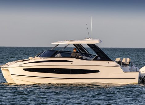 «aquila 32ft» Аренда моторного катамарана на Пхукете