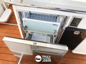 «aquila 32ft» Аренда моторного катамарана на Пхукете