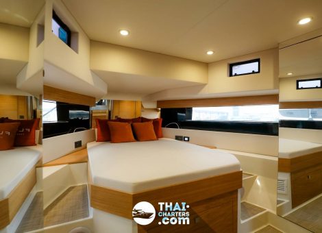 «d50 Coupe» Аренда моторной яхты на Пхукете