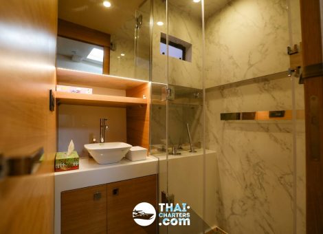 «d50 Coupe» Аренда моторной яхты на Пхукете