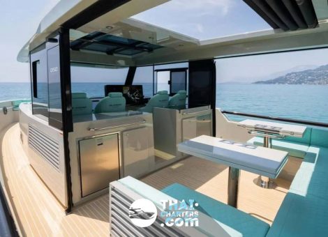 «d50 Coupe» Аренда моторной яхты на Пхукете