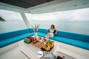 «dolphin 50ft» Аренда моторного катамарана на Пхукете