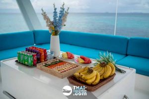 «dolphin 50ft» Аренда моторного катамарана на Пхукете