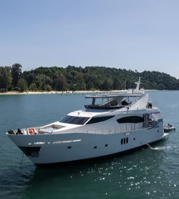 «beluga 88ft» Аренда моторной яхты на Пхукете