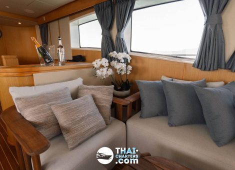 «beluga 88ft» Аренда моторной яхты на Пхукете