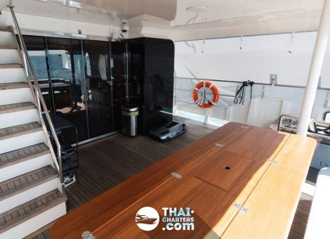 «beluga 88ft» Аренда моторной яхты на Пхукете
