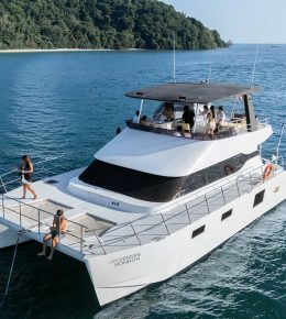 «bon Bon 52ft» Аренда моторного катамарана на Пхукете