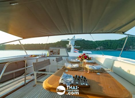 «princess S72ft» Аренда моторной яхты на Пхукете