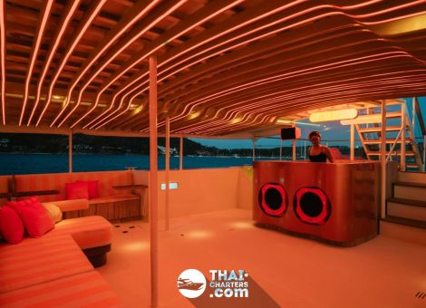 «scallobs 65ft» Аренда моторного катамарана на Пхукете