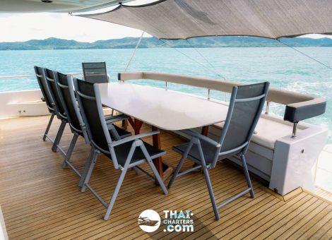 «custom 102ft» Аренда моторной яхты на Пхукете