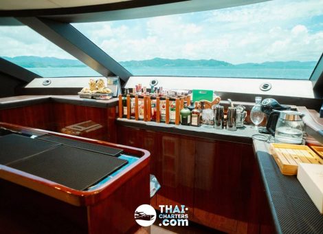 «custom 102ft» Аренда моторной яхты на Пхукете